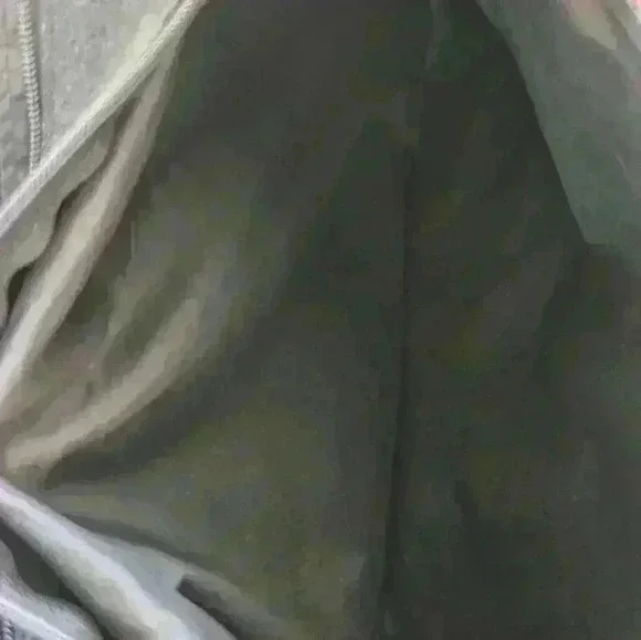 LeSportsac Crossbody Adjustable Strap Messenger Bag - Picture 5 of 6